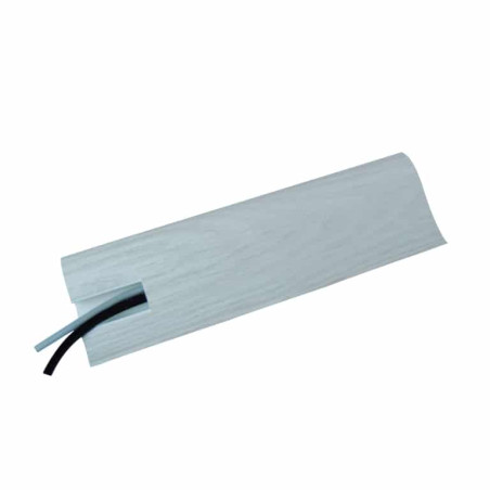 Plinthe cache-fils chêne blanc en 6 x 250 cm
