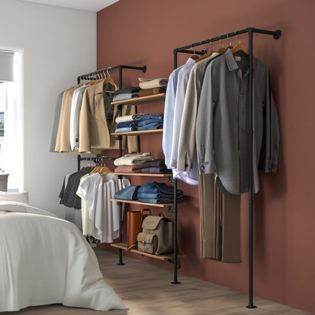 T-Connect Urban Plus Dressing avec trois barres de penderie et étagères dans chambre