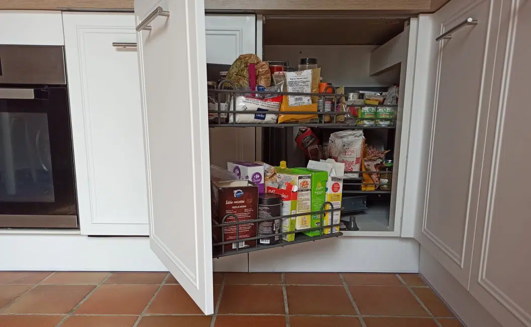 Caisson de cuisine en angle