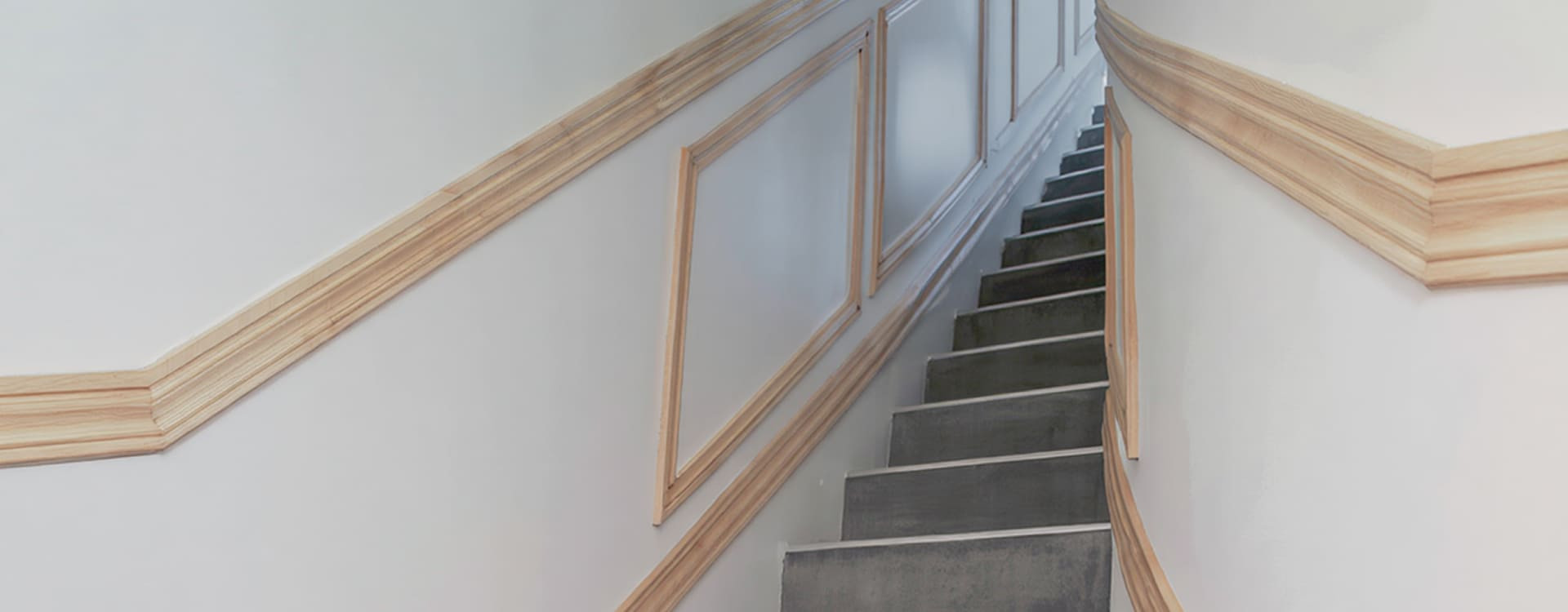 Cimaise escalier : comment poser des moulures dans votre escalier ?