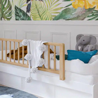 Quand mettre et enlever une barrière de lit pour enfant