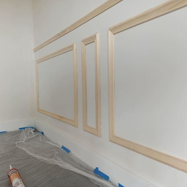 Les erreurs à éviter lors de la pose de moulures murales en bois