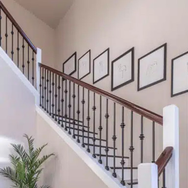 Habillage mur cage d’escalier : idées déco