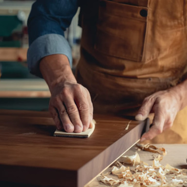 Comment entretenir un placage bois : les bons gestes d’entretien