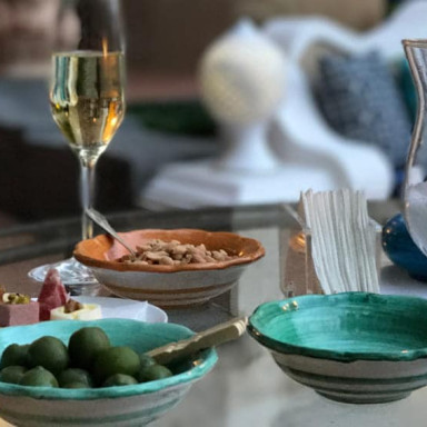 Comment protéger une table en verre ?